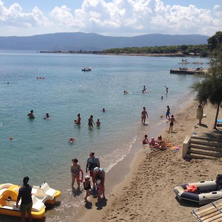 King Saron Hotel Resort Isthmia Esterno foto