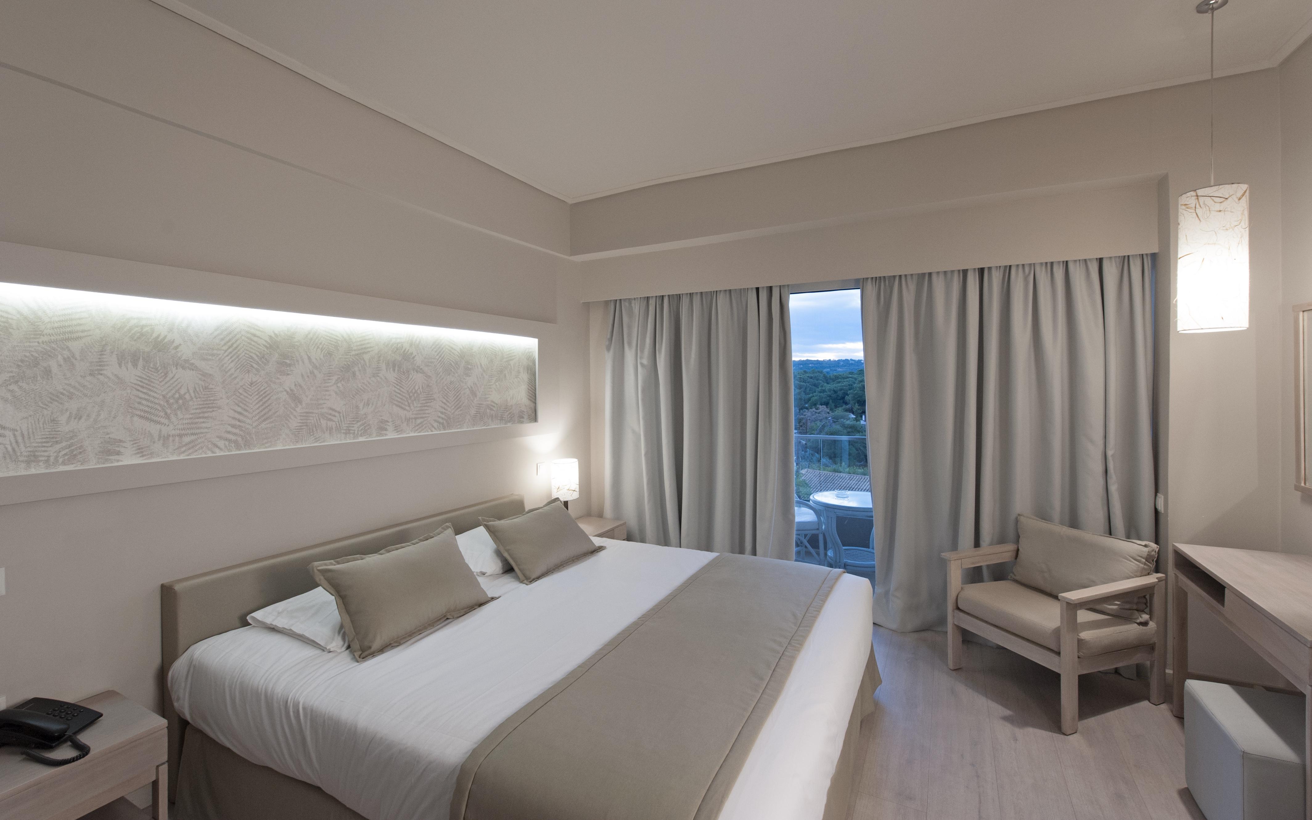 King Saron Hotel Resort Isthmia Esterno foto