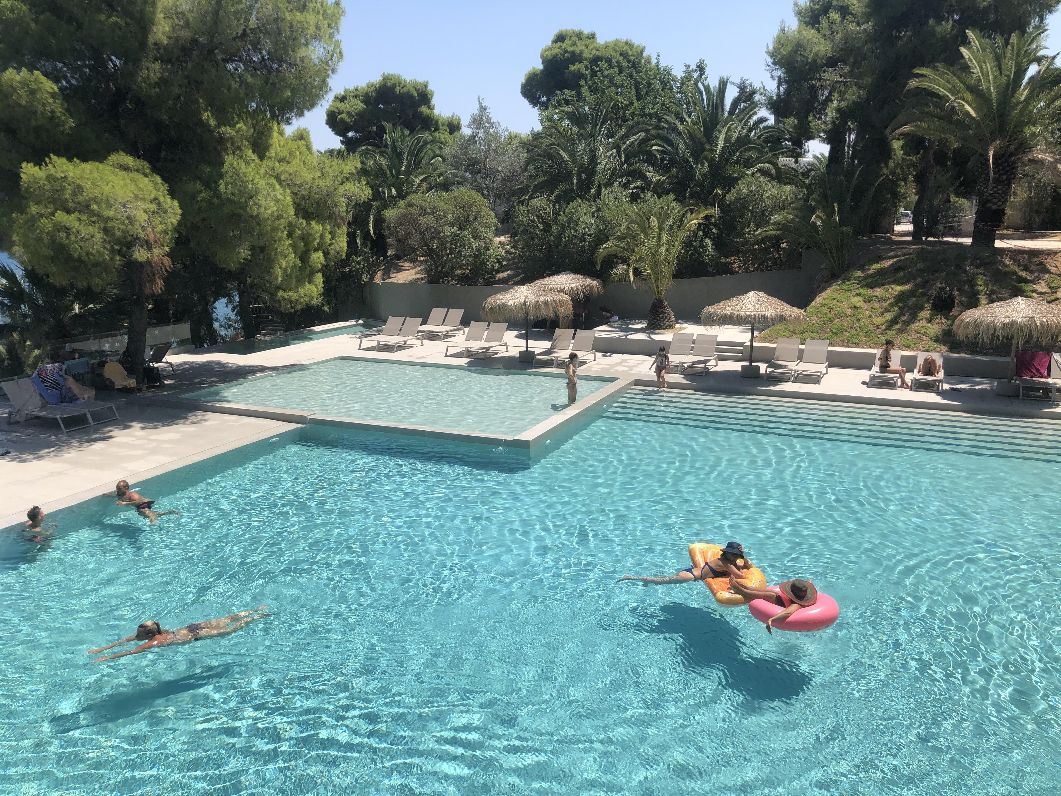 King Saron Hotel Resort Isthmia Esterno foto