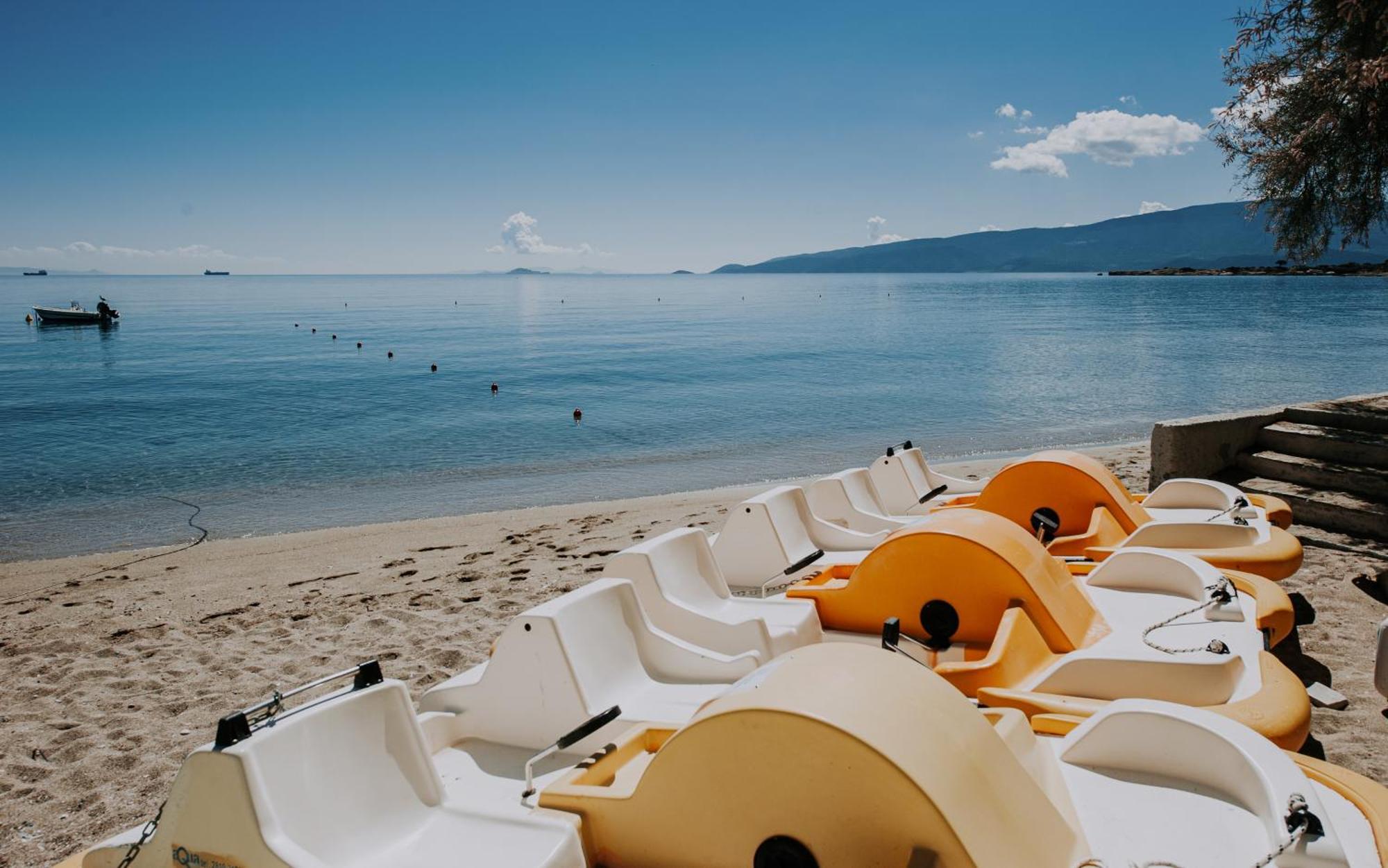 King Saron Hotel Resort Isthmia Esterno foto