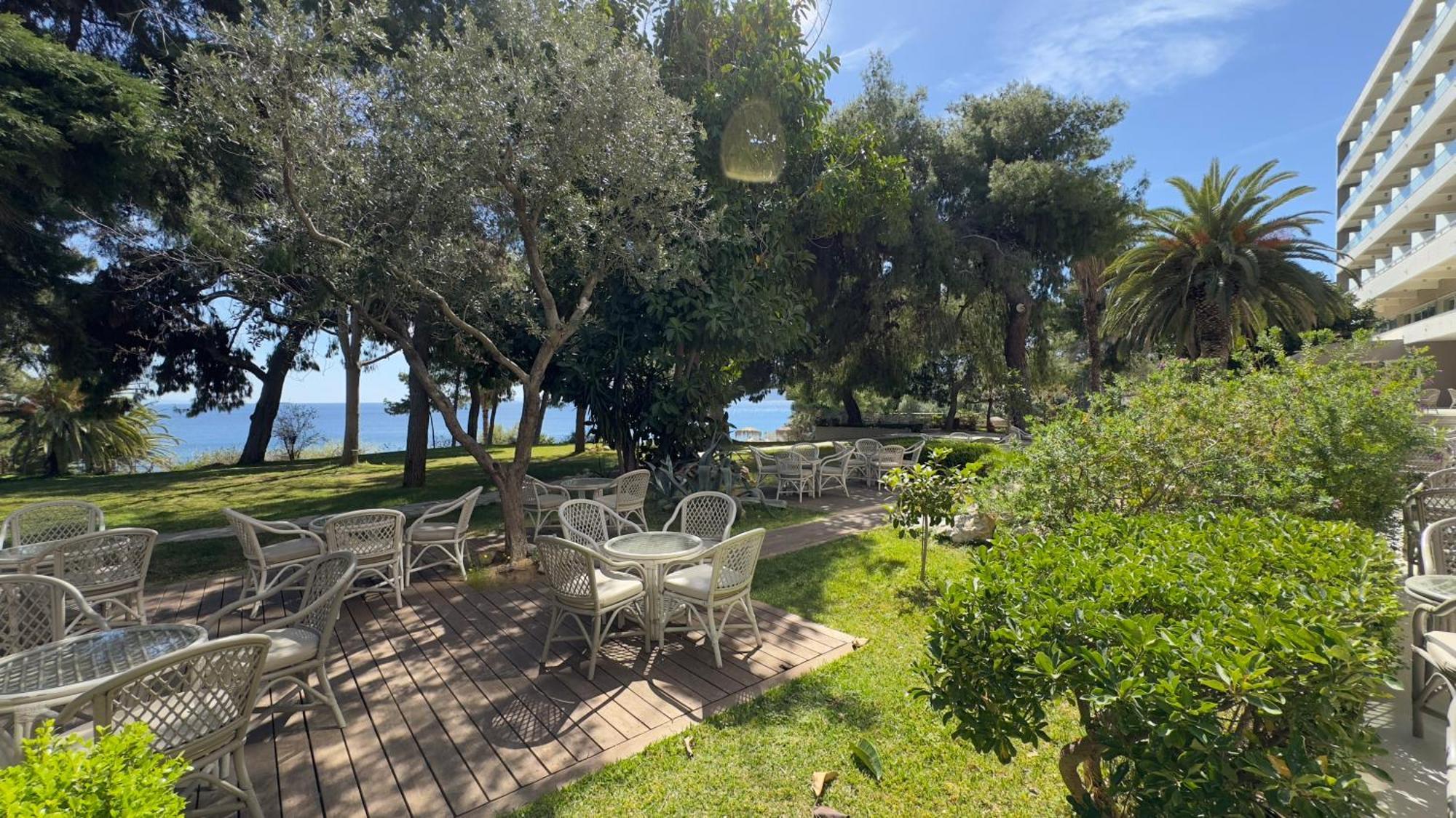 King Saron Hotel Resort Isthmia Esterno foto