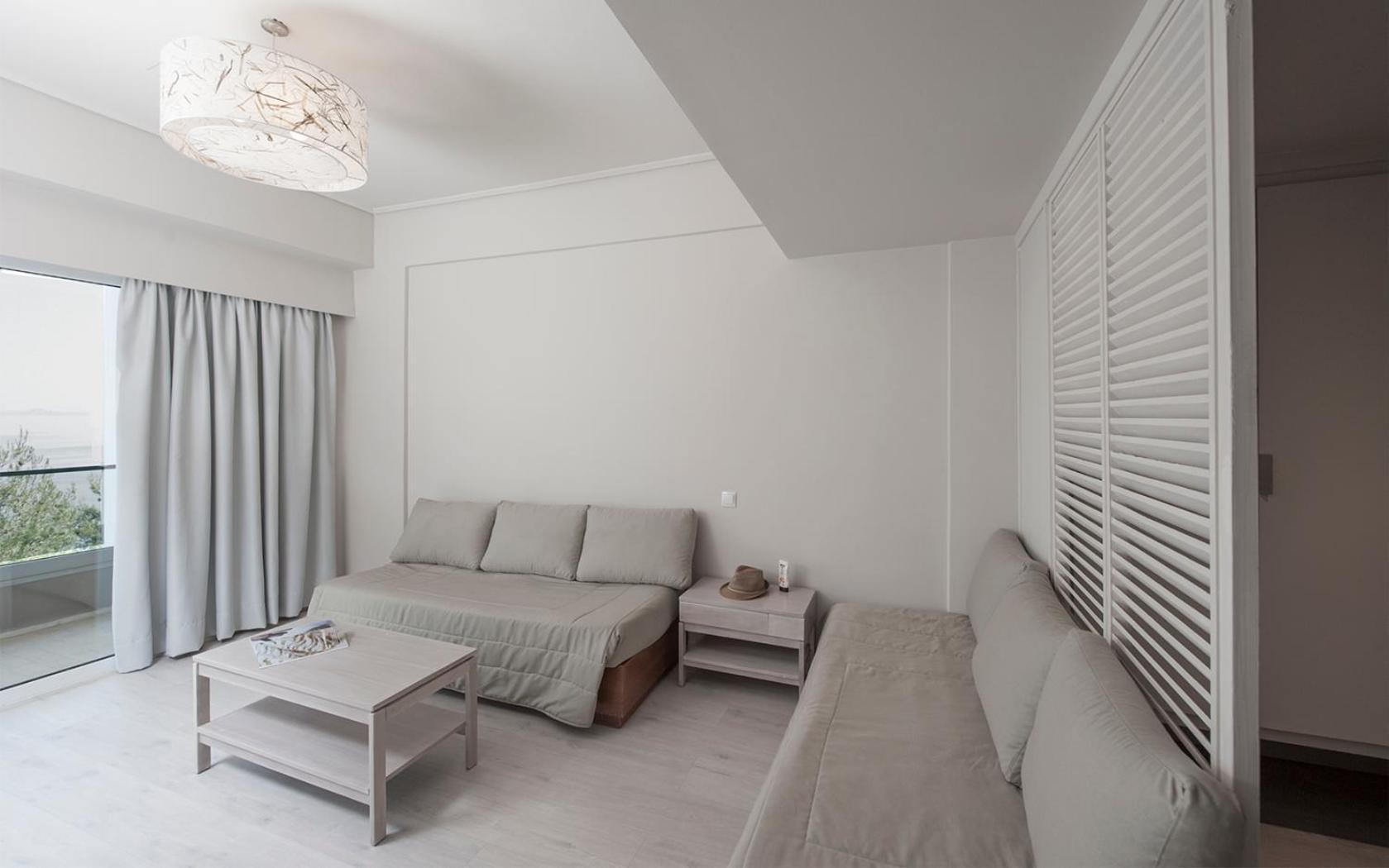 King Saron Hotel Resort Isthmia Esterno foto