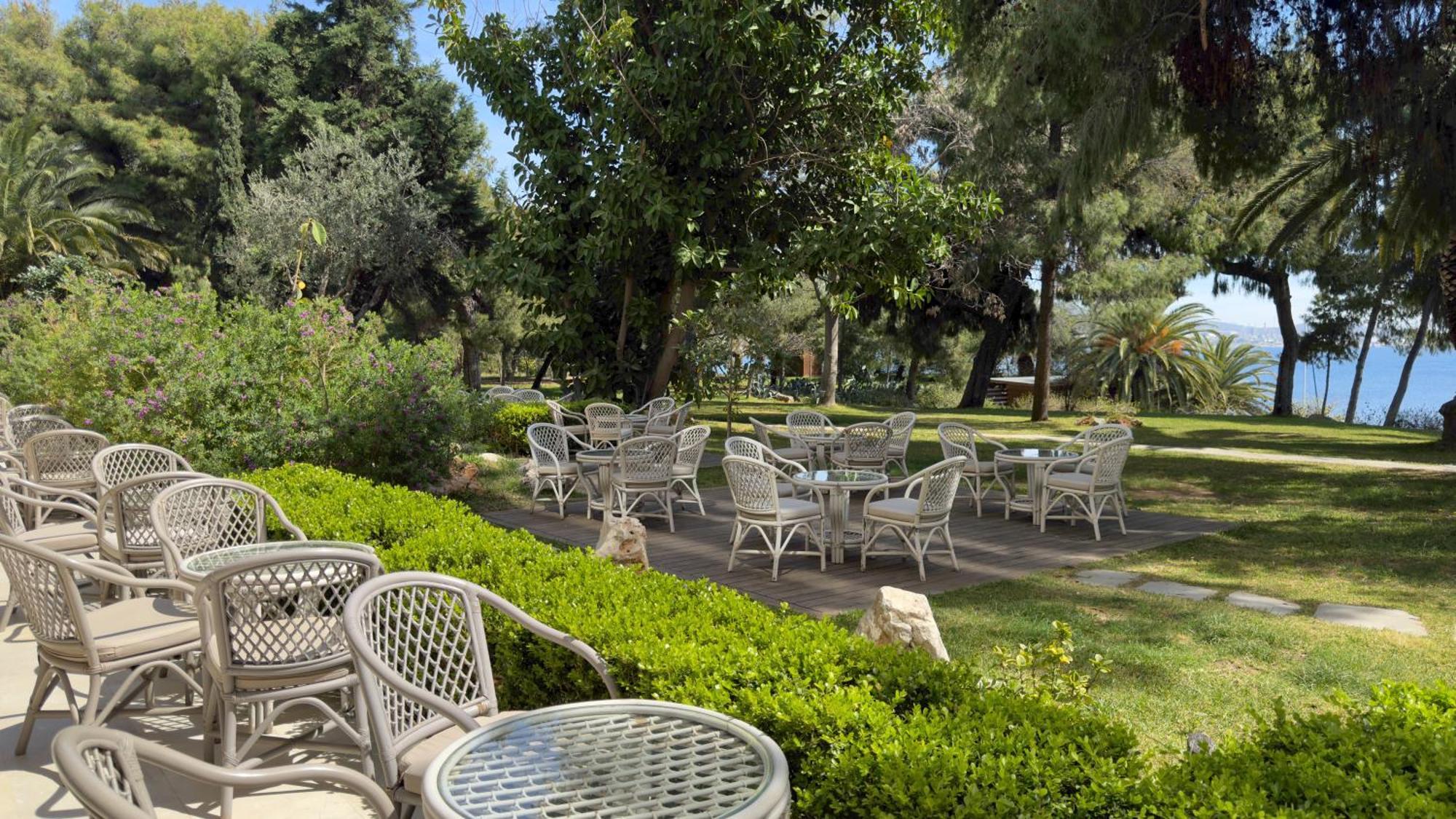 King Saron Hotel Resort Isthmia Esterno foto
