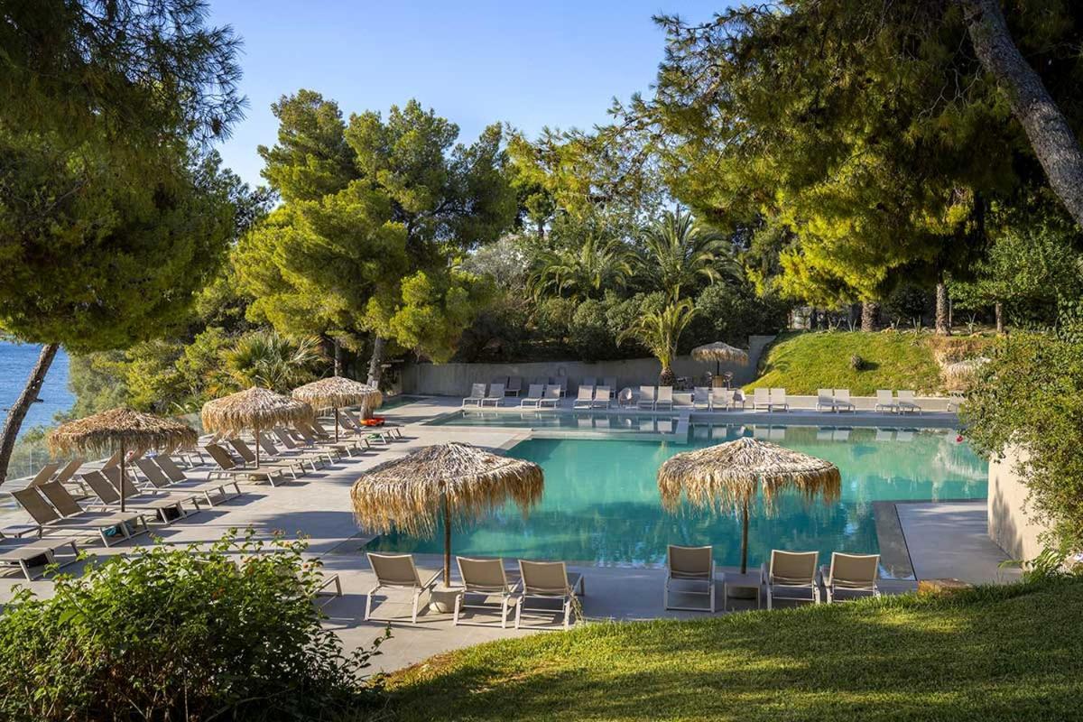 King Saron Hotel Resort Isthmia Esterno foto
