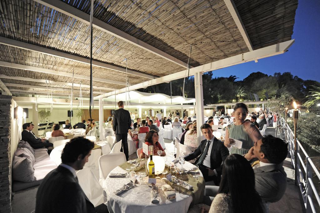 King Saron Hotel Resort Isthmia Esterno foto